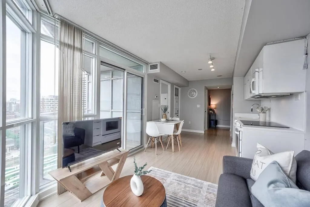 Entertainment District 1 Bedroom Free Parking Dt Toronto 0*,